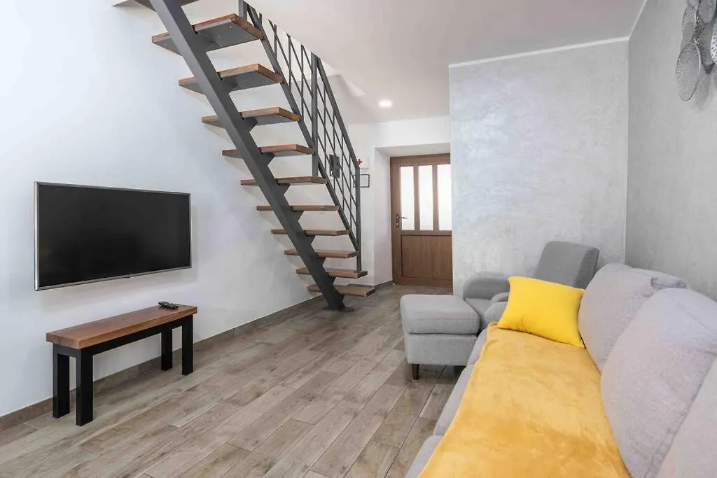 Apartamento Holiday House Mateo Bubani