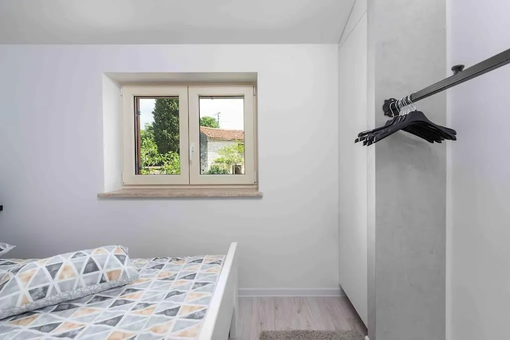 Apartamento Holiday House Mateo Bubani
